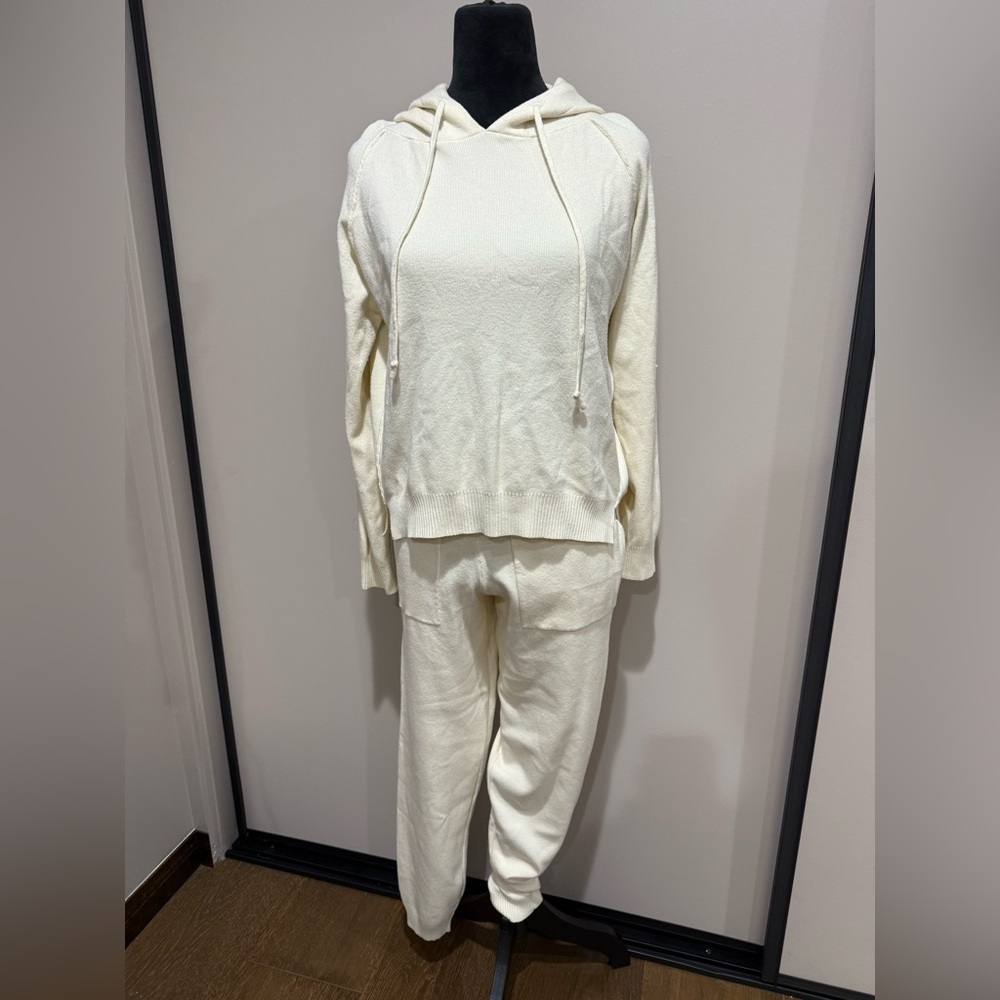 Elan Cozy Cream Knit Sweatshirt / Matching Knit Pants
